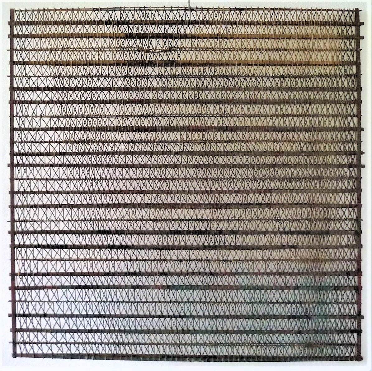 Grille, 1974, Bois peint, 100x100cm